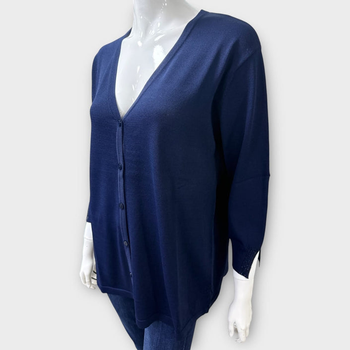 Cardigan Over Gaia 555